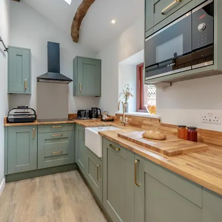 1 Bed In Oc-r32933